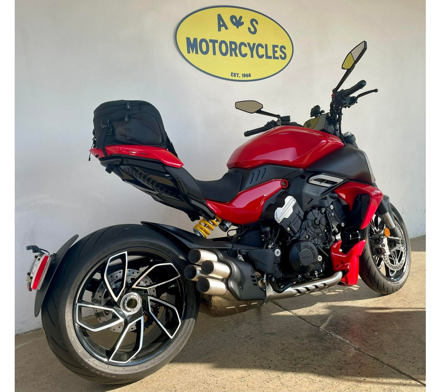 2024 Ducati DAIVEL V4