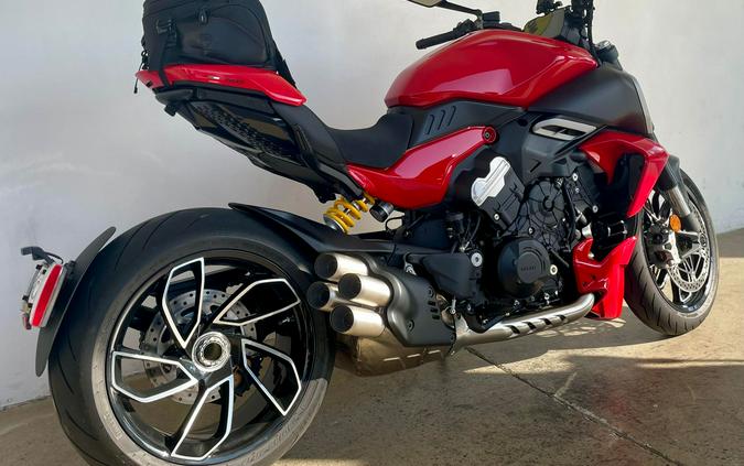 2024 Ducati DAIVEL V4
