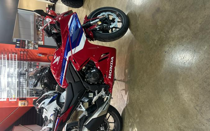 2025 Honda CBR500R ABS