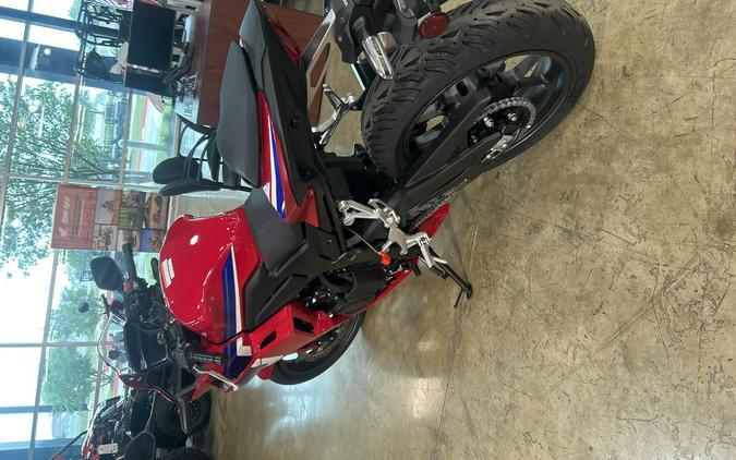 2025 Honda CBR500R ABS