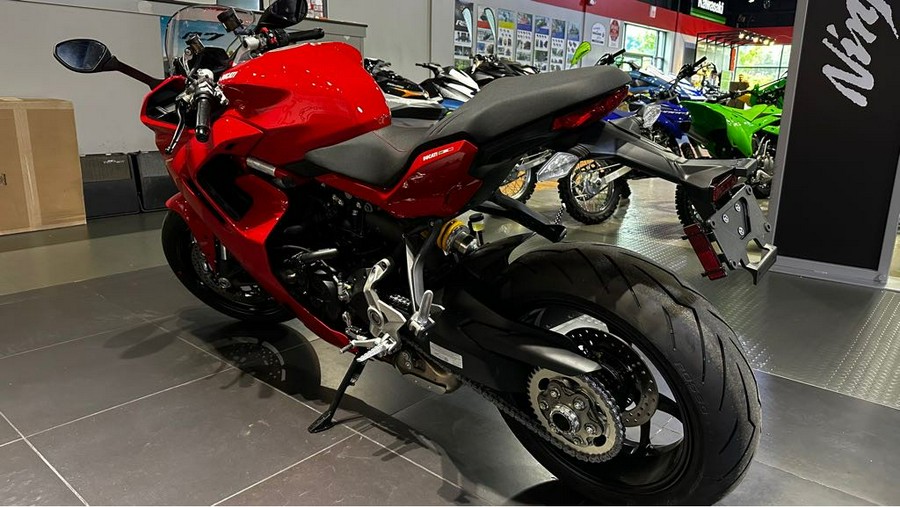 2024 Ducati Supersport 950 - Red