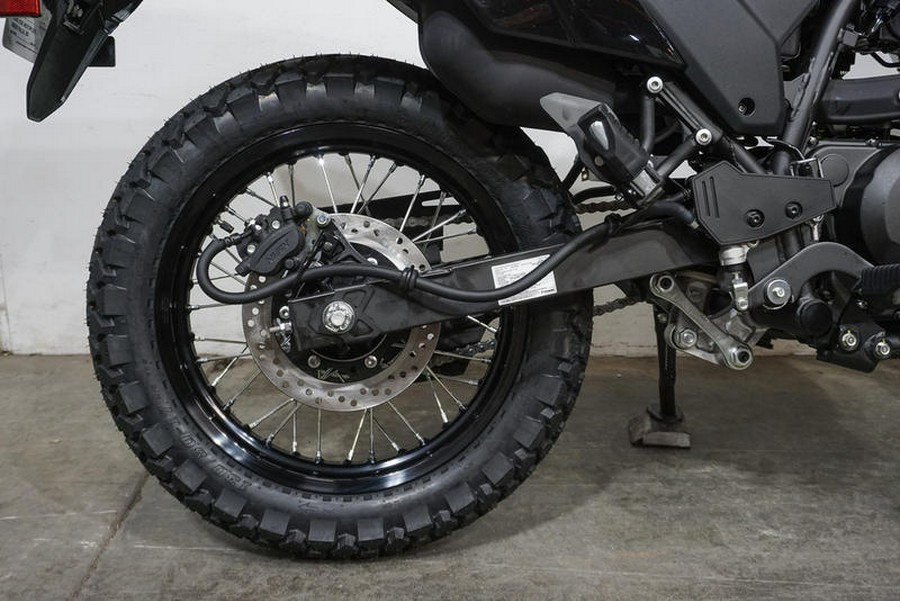 2025 Kawasaki KLR®650 Pearl Crystal White/Metallic Carbon Gray