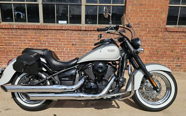 2024 Kawasaki Vulcan® 900 Classic