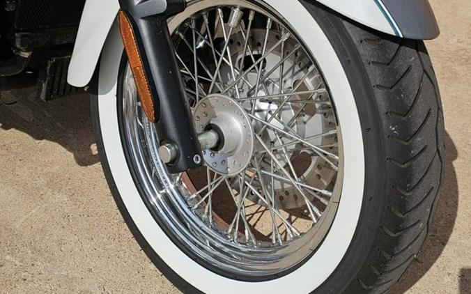 2024 Kawasaki Vulcan® 900 Classic