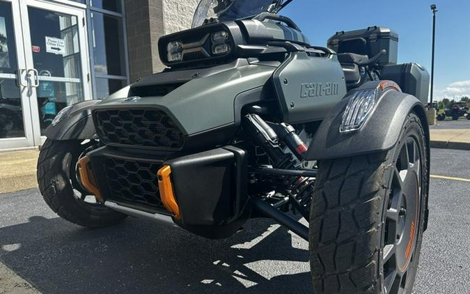 2025 Can-Am Canyon Redrock