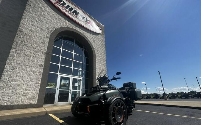 2025 Can-Am Canyon Redrock