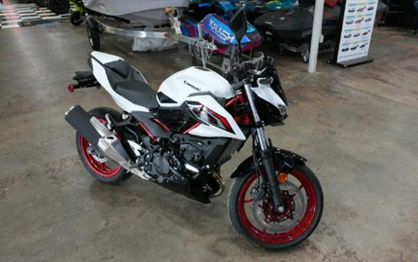 2026 Kawasaki Z500 SE ABS