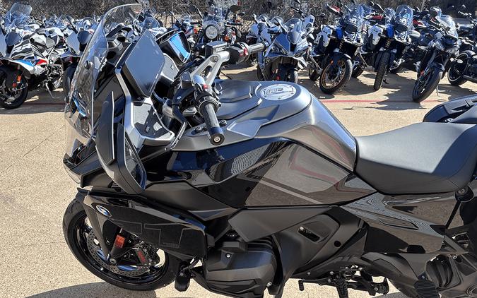 2026 BMW R1300RT
