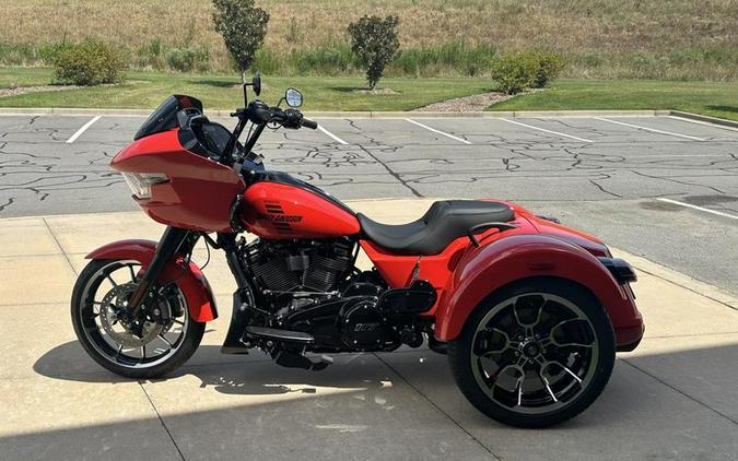 2026 Harley-Davidson® FLTRT - Road Glide® 3