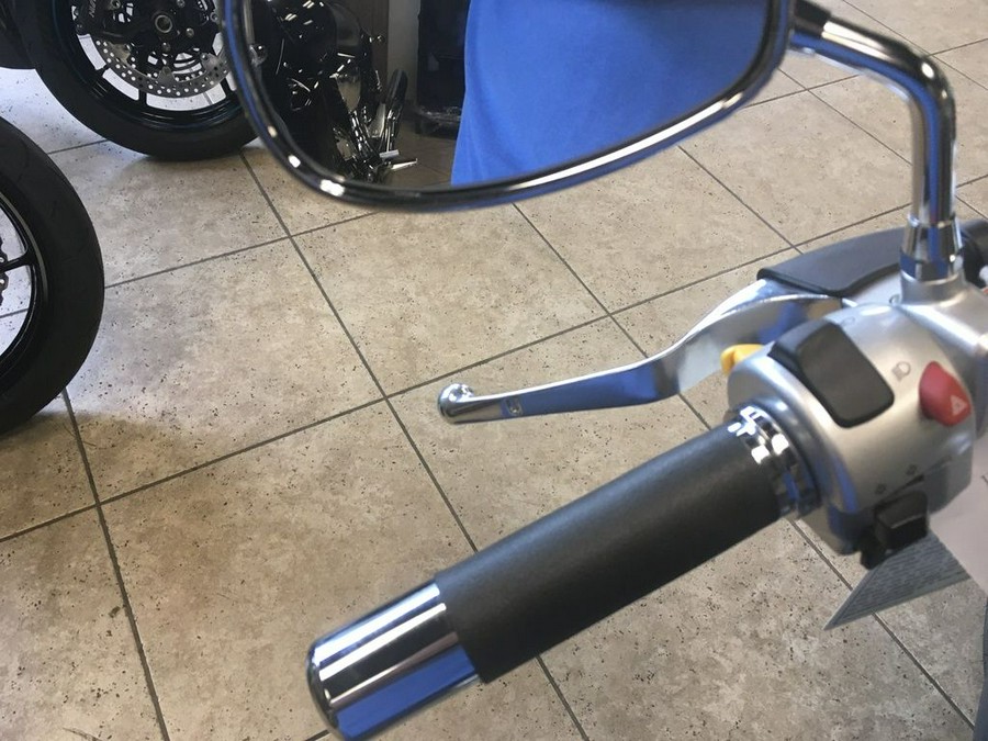 2025 Suzuki Boulevard C50