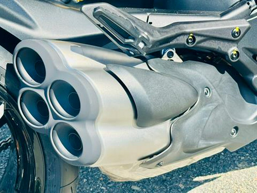 2025 Ducati XDiavel V4