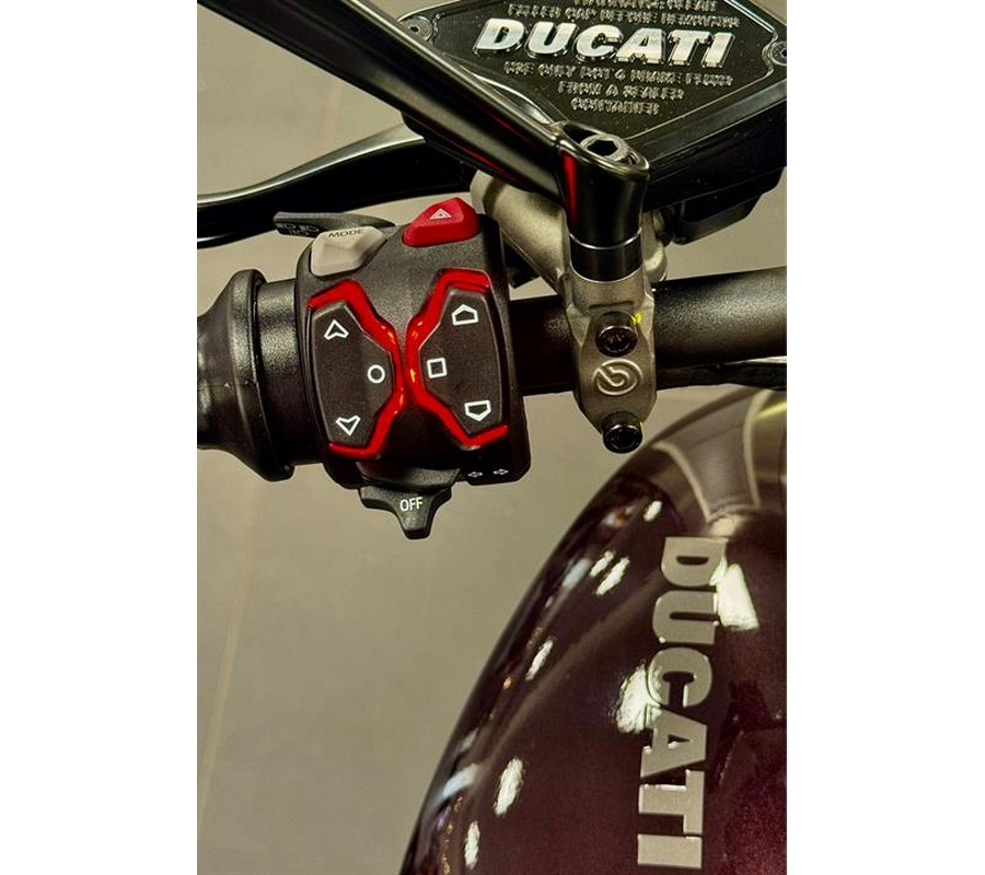 2025 Ducati XDiavel V4