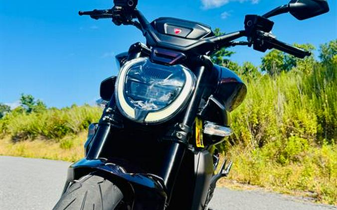 2025 Ducati XDiavel V4
