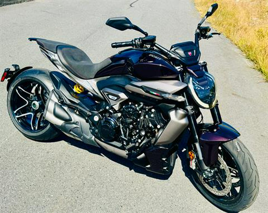 2025 Ducati XDiavel V4