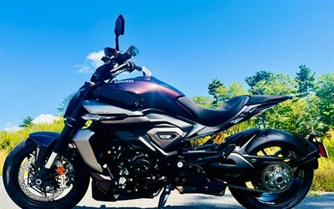 2025 Ducati XDiavel V4