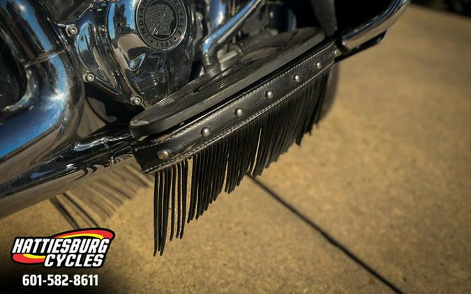 2017 Indian Roadmaster Steel Gray Over Thunder Black