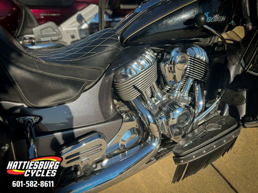 2017 Indian Roadmaster Steel Gray Over Thunder Black