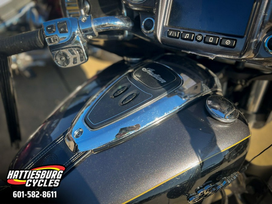 2017 Indian Roadmaster Steel Gray Over Thunder Black