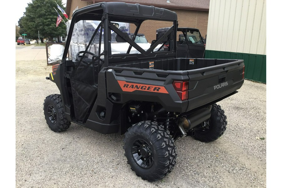 2026 Polaris Ranger® 1000 Premium ROVER RUST