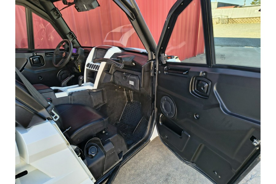 2021 Yamaha Wolverine RMAX2 1000 WHITE WITH ENCLOSED CAB WITH WINDSHIELD WIPER