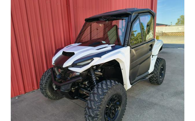 2021 Yamaha Wolverine RMAX2 1000 WHITE WITH ENCLOSED CAB WITH WINDSHIELD WIPER