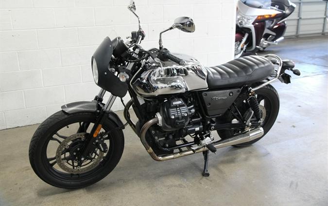 2018 MOTO GUZZI V7 III CARBON SHINE
