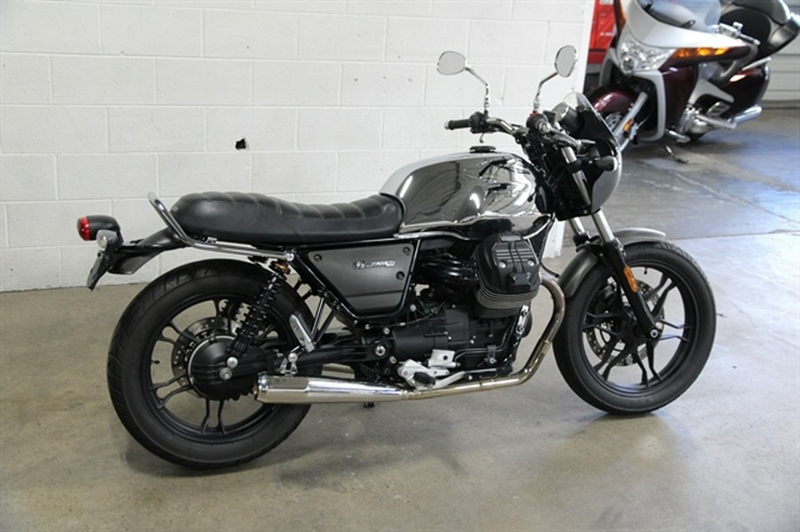 2018 MOTO GUZZI V7 III CARBON SHINE