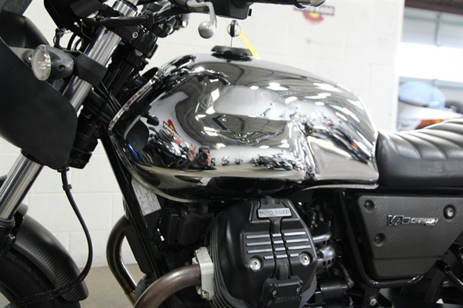 2018 MOTO GUZZI V7 III CARBON SHINE