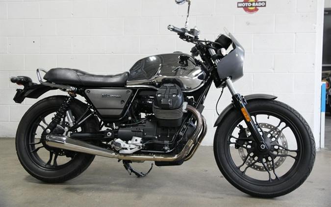 2018 MOTO GUZZI V7 III CARBON SHINE