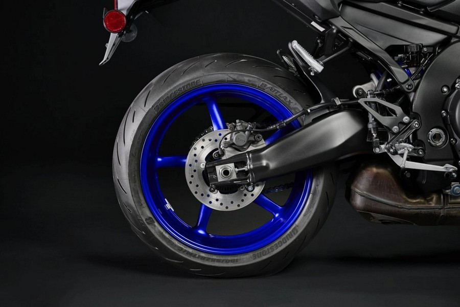 2027 Yamaha YZF-R9