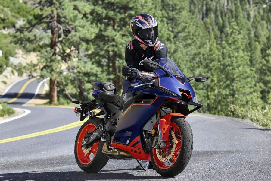 2027 Yamaha YZF-R9