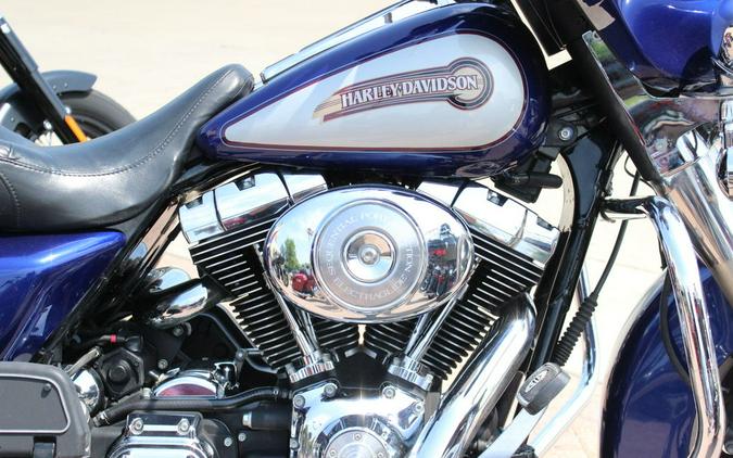 2006 Harley-Davidson® FLHTCI - Electra Glide® Classic