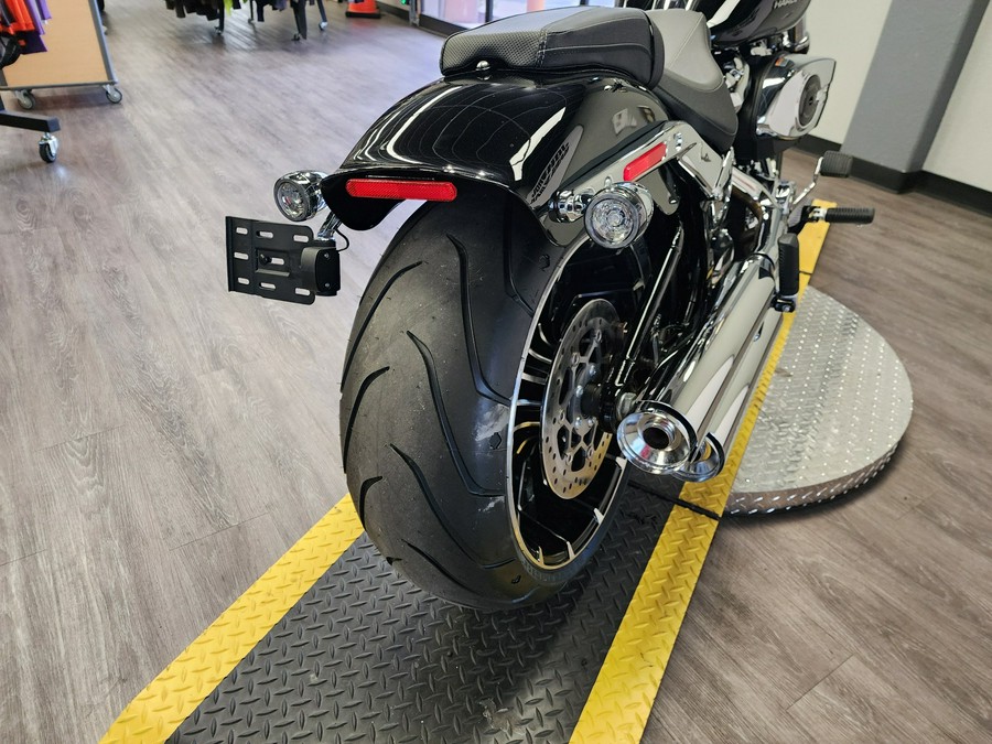 2025 Harley-Davidson Breakout®