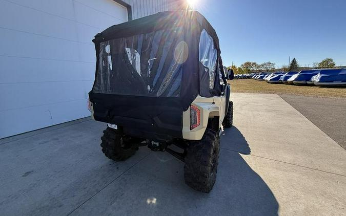 2023 Yamaha Wolverine RMAX4 1000 XT-R