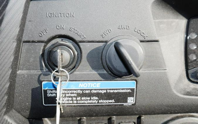 2025 Kawasaki Teryx4™ S LE