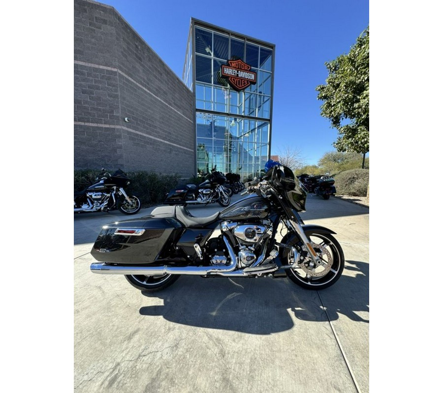 2026 Harley-Davidson® FLHX - Street Glide®