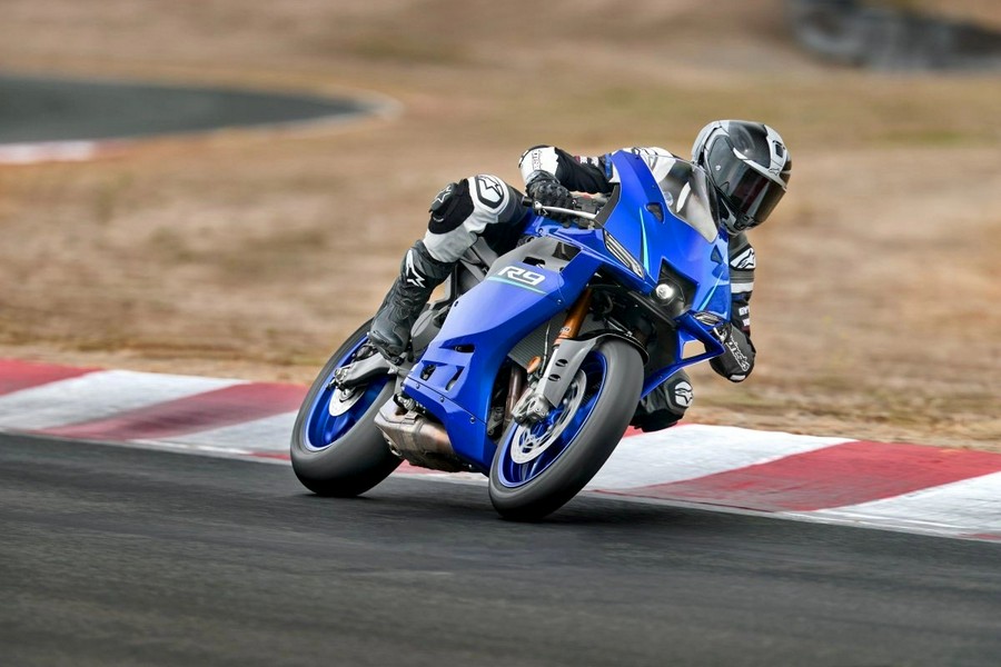 2027 Yamaha YZF-R9