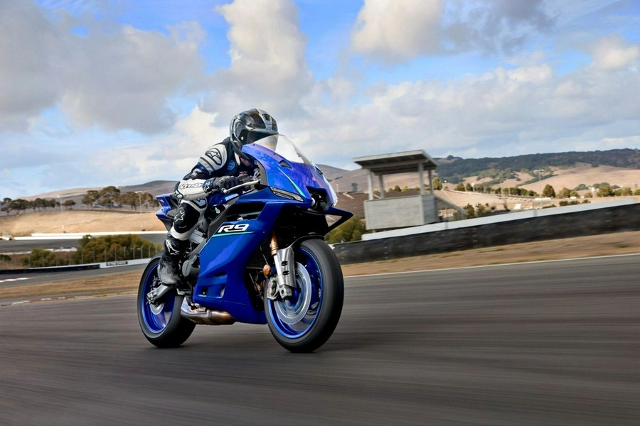 2027 Yamaha YZF-R9