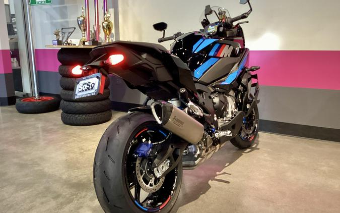 2026 BMW M 1000 XR