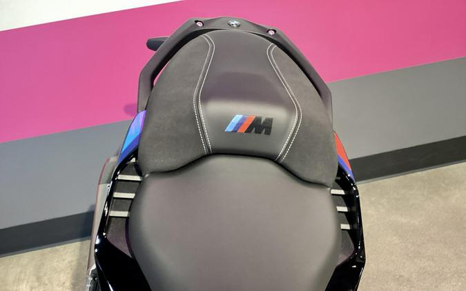 2026 BMW M 1000 XR