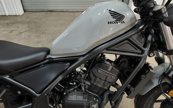 2026 Honda Rebel® 300 E-Clutch
