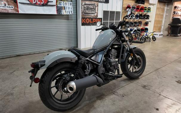 2026 Honda Rebel® 300 E-Clutch