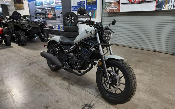 2026 Honda Rebel® 300 E-Clutch