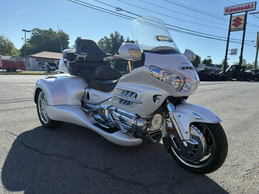2008 Honda GL18HPN8 (Goldwing Trike)