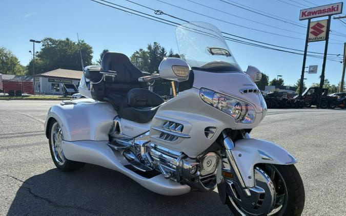 2008 Honda GL18HPN8 (Goldwing Trike)
