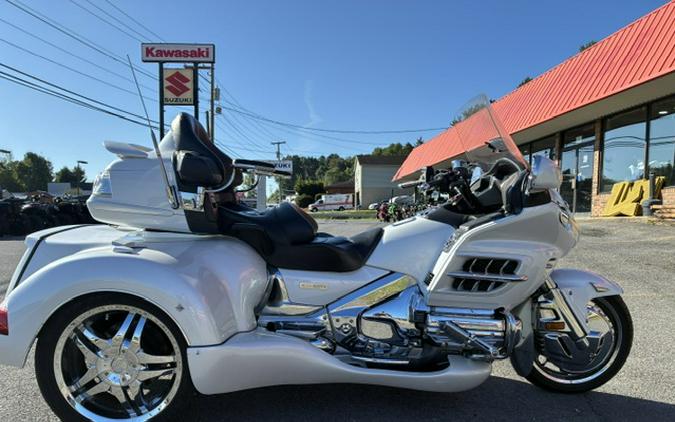2008 Honda GL18HPN8 (Goldwing Trike)