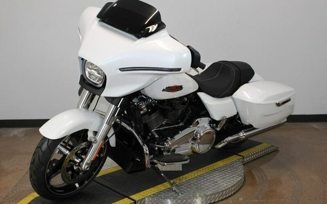 Harley-Davidson Street Glide® 2024 FLHX 84403406 WHITE ONYX PRL