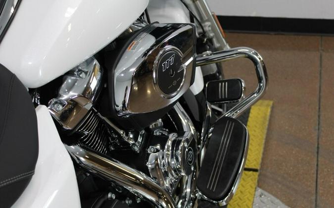 Harley-Davidson Street Glide® 2024 FLHX 84403406 WHITE ONYX PRL