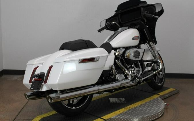 Harley-Davidson Street Glide® 2024 FLHX 84403406 WHITE ONYX PRL