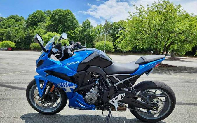 2024 Suzuki GSX-8R